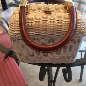 White wicker purse